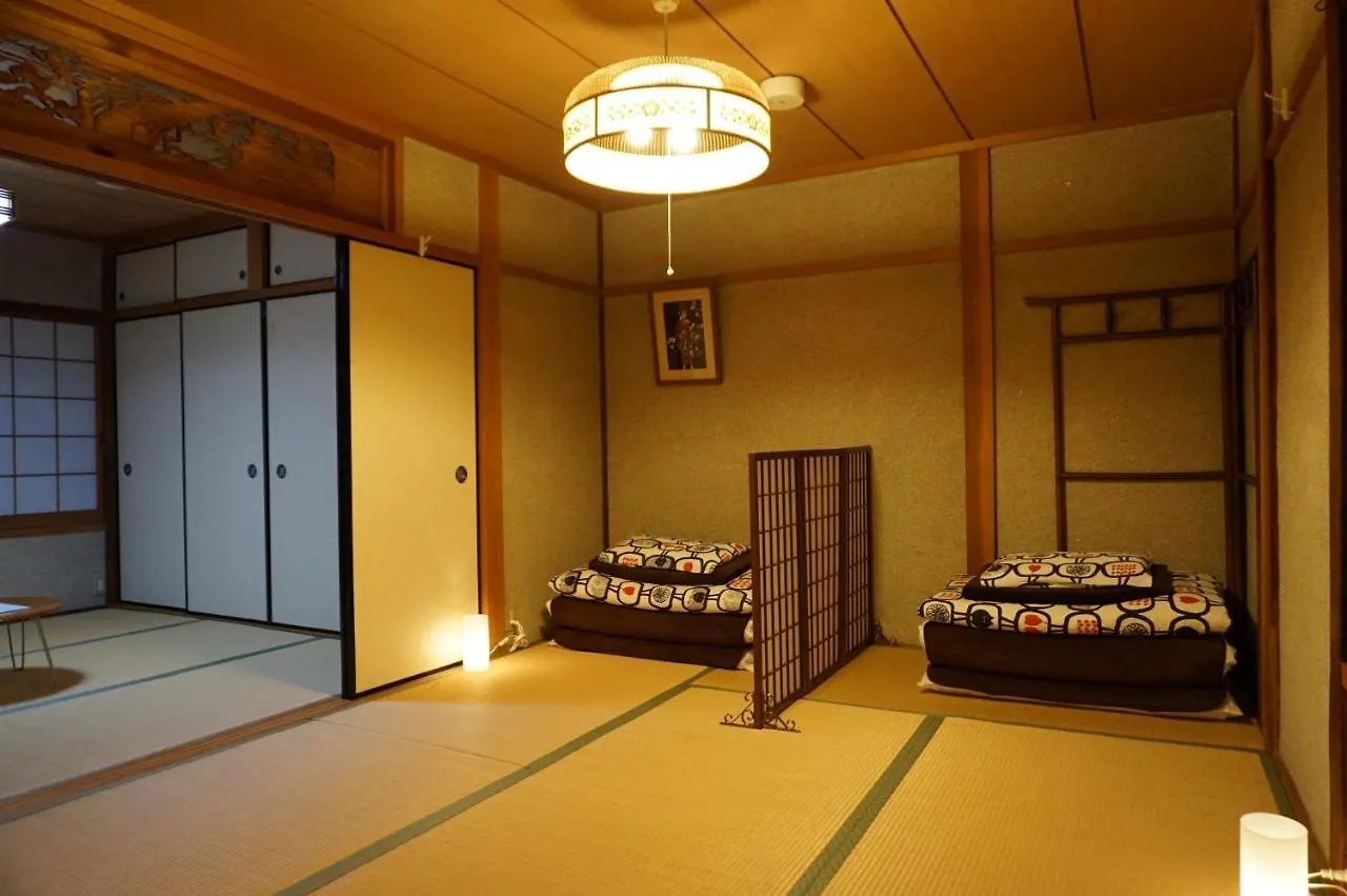 Guesthouse Ten-Roku - Female Only Osaka Japan